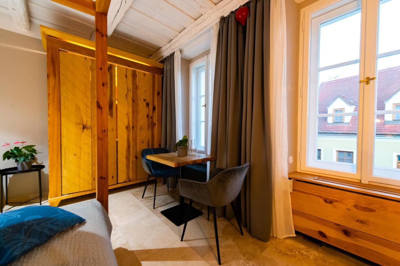 Hotel Desatero Mikulov Eksteriør billede